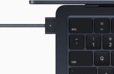Apple MacBook Air 13" M2 8 ГБ, 256 ГБ SSD, "тёмная ночь" (MLY33)